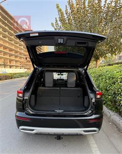 میتسوبیشی ئاوتلاندەر